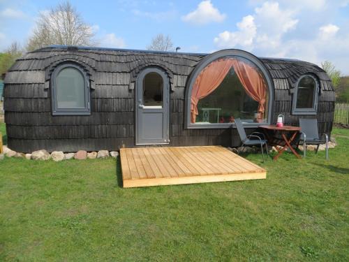 Todtglusingen House | Experience Bettis: Pet Friendly with Hot Tub & Breakfast