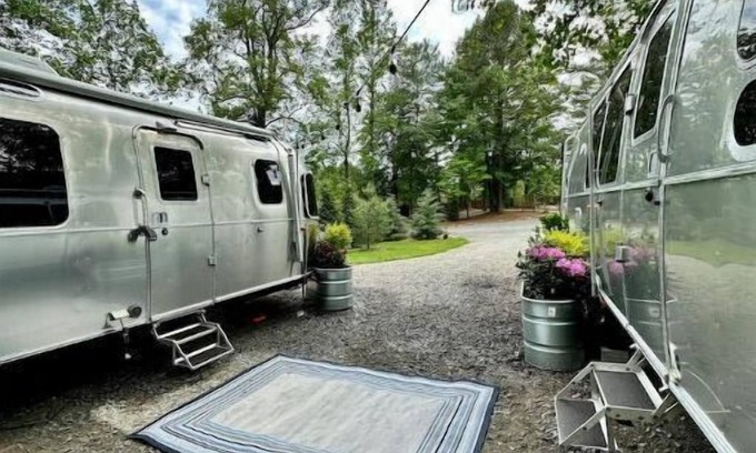 Pisgah Forest House | Discover Betty & Flora the Airstreams: Family-Friendly Getaway