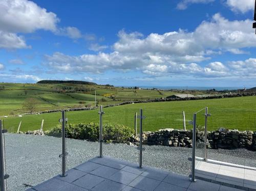 Newry House | Betty's Cottage: Family-Friendly Retreat with Top Reviews