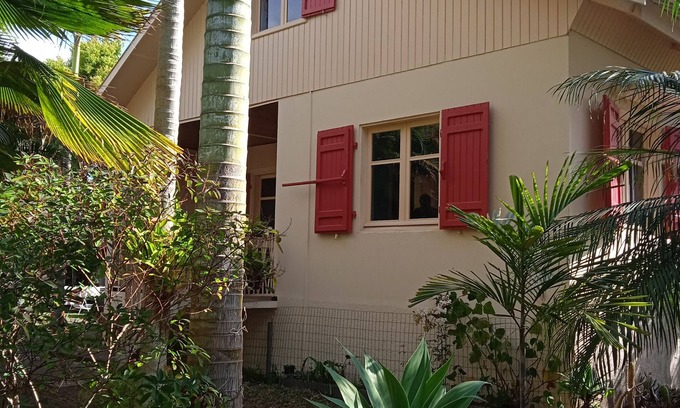 Trois-Bassins Apartment | Ideal Retreat Between Beach and Mountain with Ocean Views