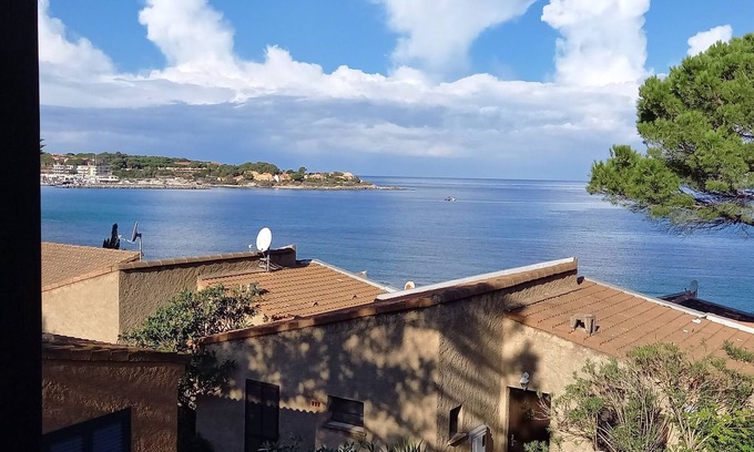 Marine de Saint Ambroggio Apartment | Prime Location Between Calvi and Ile Rousse with Ocean Views