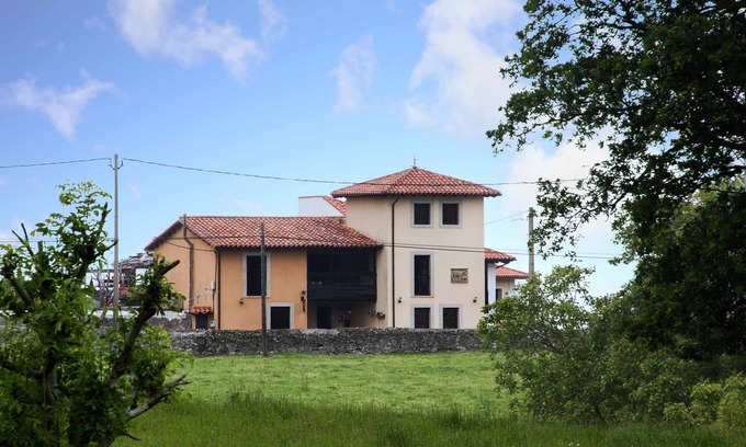 Obaya House | Seaside Retreat: Colunga Hotel Between Lastres & Ribadesella