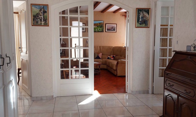 Pezilla-la-Riviere Apartment | Between sea and mountains apartment in detached house