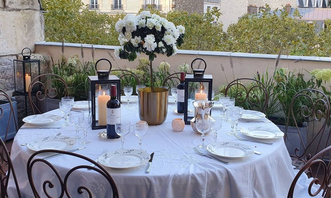 Necker Apartment | Between St Germain & Eiffel Tower townhouse view AC 5 bedroom - service options