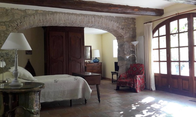 Lezan Apartment | Relaxing Retreat Between Mountains and Seaside Near Uzès