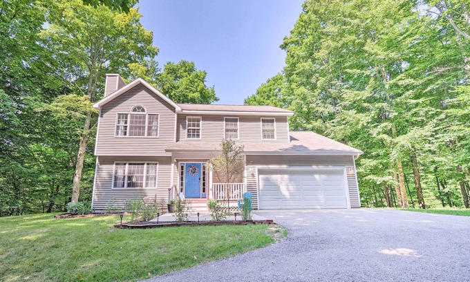 Beulah House | Beulah Family Home: Ideal Location Near Downtown & Beach