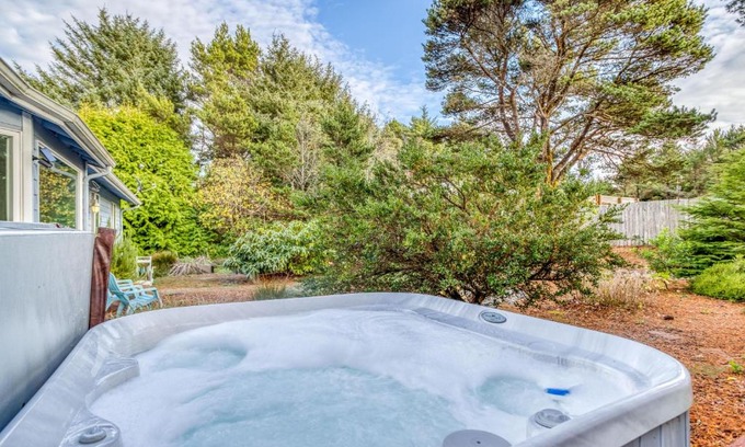 Beverly Beach House | Relaxing Stay at Beverly Beach Seaclusion with Breakfast