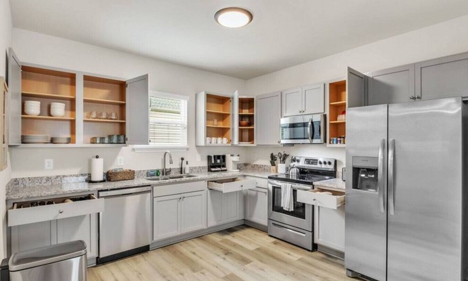 Greer House | Family-Friendly Beverly South: Close to Downtown Greer!