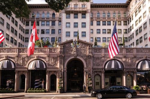 Beverly Hills Hotel | Elegant Retreat at Beverly Wilshire, A Four Seasons Hotel