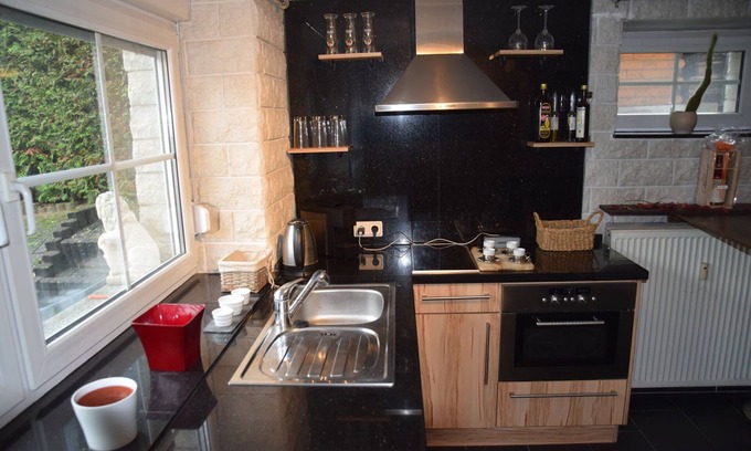 Wadern Apartment | Bewitching Apartment with Garden and Terrace