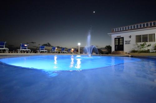 Treasure Beach Bed & Breakfast | Relax at Beyond Sunset Resort & Villas with Oceanfront Views