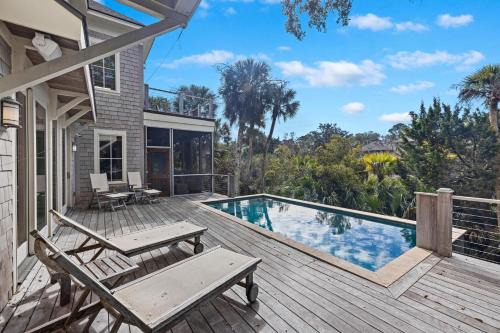 Vanderhorst Plantation House | Experience Comfort at 17 Bufflehead with Pool Access
