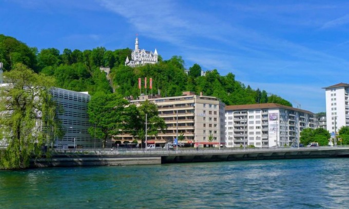 Lucerne Apartment | Comfort and Convenience at BHMS City Campus by Interhome