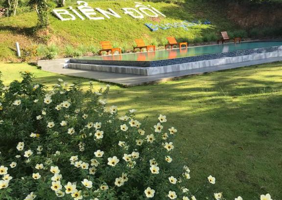 Duong Dong Cabin | Discover BIỂN ĐỒI Bungalow: Pool & Hot Tub Paradise
