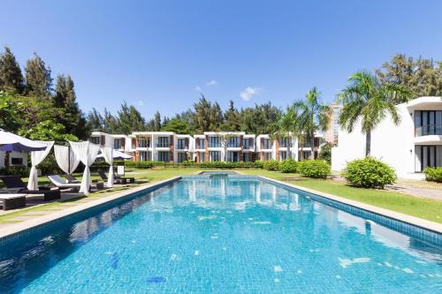 Long Hai Villa | Beachfront Villa with Pool and Child-Friendly Amenities