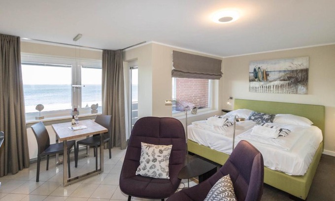Hornum Apartment | Oceanfront Retreat at bi Füürtoorm - Rated 9.4/10