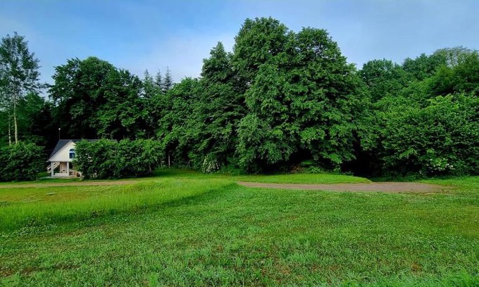gmina Szczebrzeszyn House | Discover Biała Chatka: Family-Friendly Retreat in Roztocze