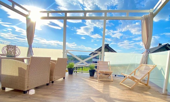 Zwierzyniec House | Discover Biały Domek: Pet-Friendly Retreat with Hot Tub