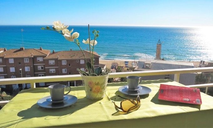 Montgat Apartment | Bianca Seaview & Beach Apartment: Pet-Friendly Oceanfront Retreat