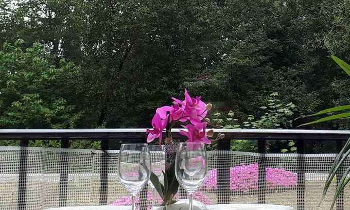 Biarritz Apartment | Pet-Friendly Biarritz Apartment with Ocean View & Parking