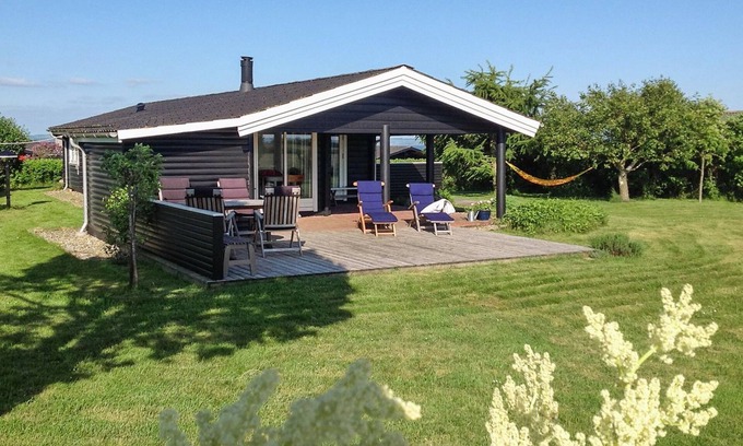 Helnæs By House | Relaxing Retreat at "Bibi" - Steps from the Ocean