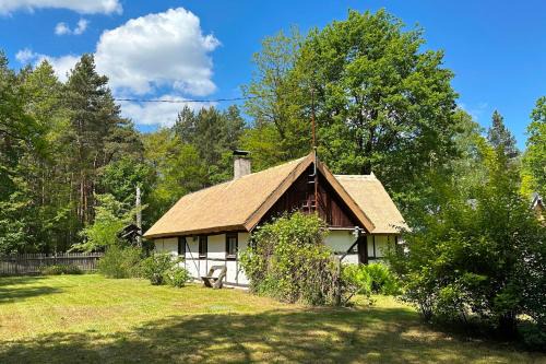 gmina Malanow Villa | Discover Bibianna Serce Lasu: Pet-Friendly Retreat 9.8/10