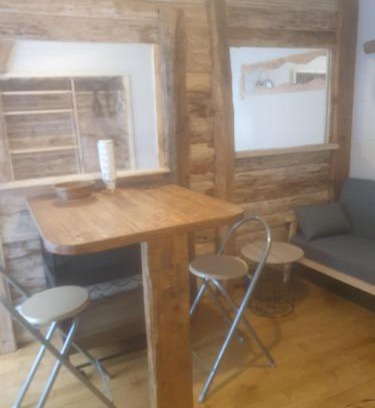 La Bourboule Apartment | Guest Rated 9.3: Welcome to Le Petit Laponie Hotel