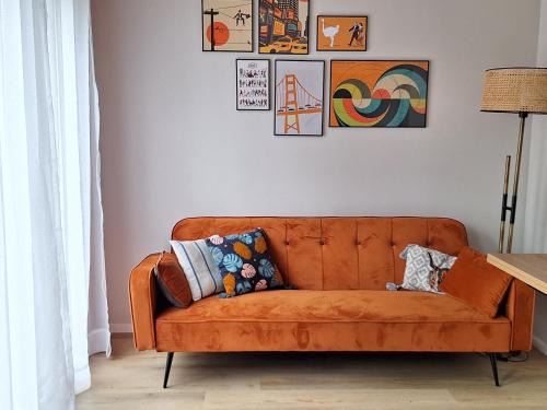 Castanet-Tolosan Apartment | Welcome Home - Family-Friendly Stay with WiFi & TV