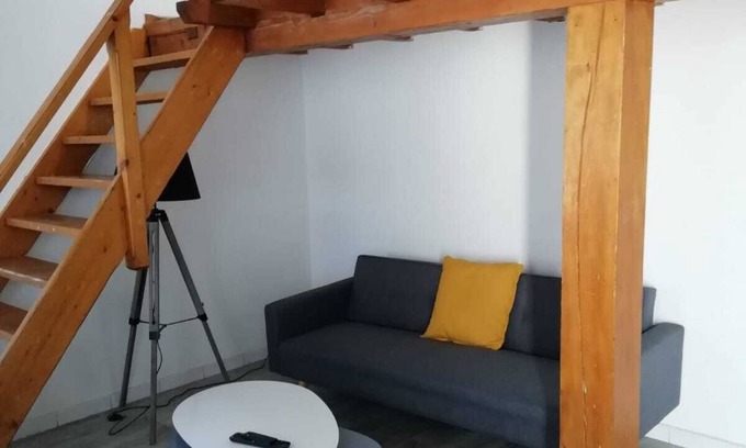 La Belle de Mai Apartment | Welcome to Belle de Mai: Family-Friendly Apartment with Pool