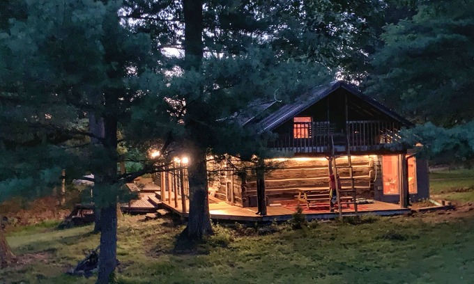 Winston House | Spacious Retreat with Fishing Pond and Game Room