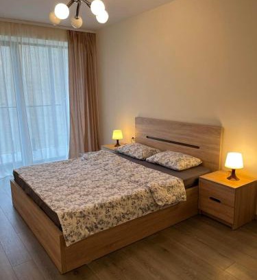 Kazbegi Apartment | Spacious Apartment for Groups with Private Pool & Hot Tub