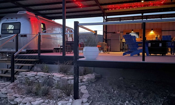 Terlingua House | Big Bend StarGazer PLUS: 2 Retro Airstreams for 4