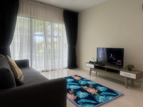 Kampung Kuala Pari Apartment | big big big 2 brd side pool view balcony room , Ipoh