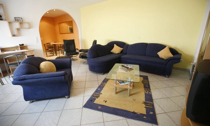 Braubach Apartment | Cozy Apartment with Pool in Braubach am Rhein - Rated 9.4