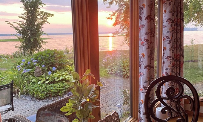Brewerton House | Exceptional Lakefront Retreat with Kayaks and Spa Amenities