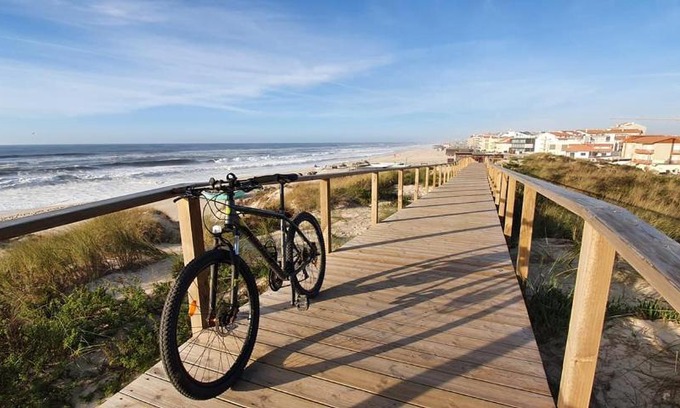 Mira Apartment | Family-Friendly Big Fish 2 Beach Apartment with Ocean Views