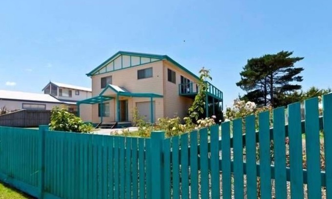 Kilcunda House | Seaview Retreat - Family-Friendly House with Free WiFi