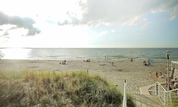 gmina Wolin House | Spacious Holiday Home in Kolczewo with Ocean View
