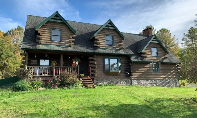 Maplecrest House | Big Hollow Log Cabin - 4.5 Miles from Windham Mountain