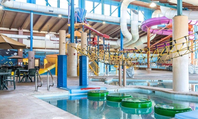 Billings Hotel | Discover Big Horn Resort: Family-Friendly with Pool & Dining