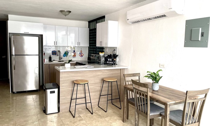 Rio Jueyes House | Family-Friendly Beach House in Salinas with Ocean Views