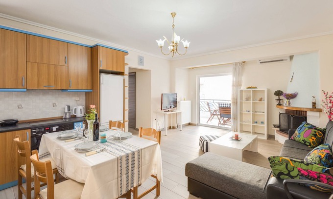 Thessaloniki Apartment | Modern Center Apartment with Balcony & Pool Access