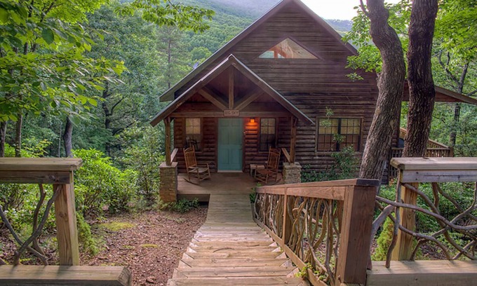 Helen Cabin | Idyllic Big Sky Cabin with Mt Yonah Views & Hot Tub