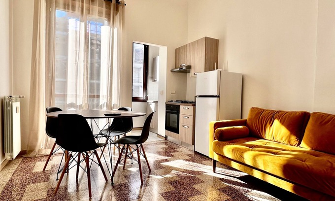 Acquabella Apartment | Spacious Suite Goldoni near Duomo with Family-Friendly Amenities