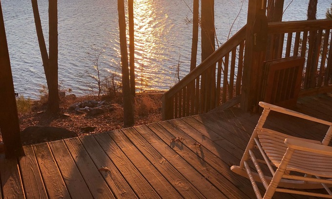 Pleasure Point House | Experience Big Water View at Sunset Station on Lake Martin