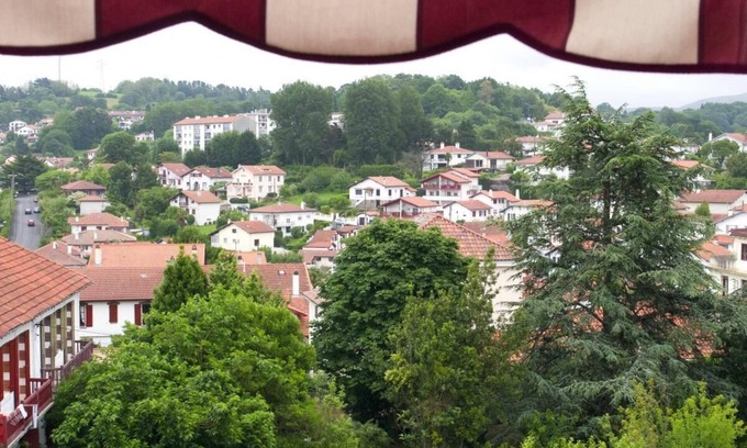 Hendaye Apartment | Seaside Retreat at Bigarena N° 26 - Family Friendly Haven