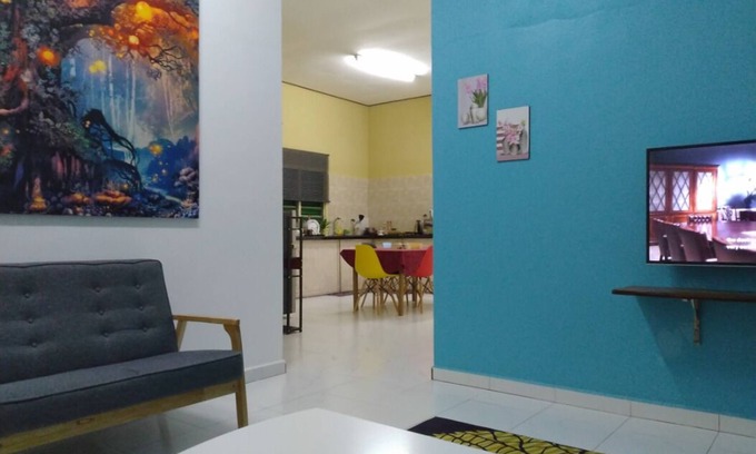 Kampung Kedawang House | BigTree Guesthouse V: Family-Friendly Stay Near Cenang