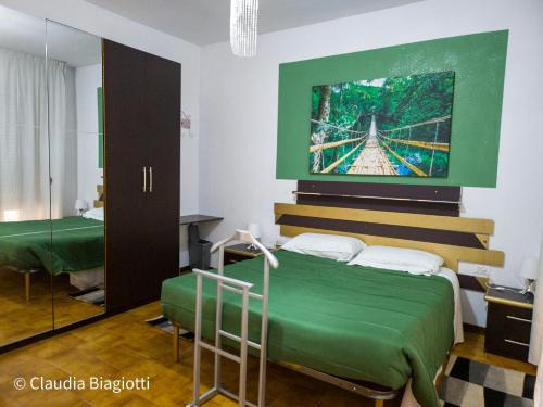 Seriate Apartment | Discover Bike House 5 "Classic" - Child Friendly Stay