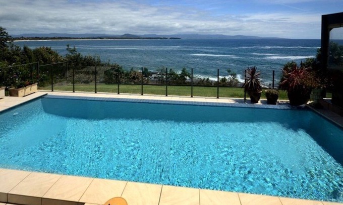 Culburra Beach House | Oceanfront Escape at Bikini Bottom Culburra - Guest Rated 9.8