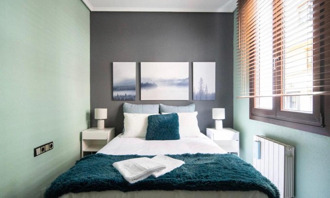 Uribarri Apartment | Central Bilbao Stay with Family-Friendly Amenities